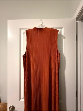 Ava & Viv Burnt Orange Pleated Sleeveless Maxi Dress